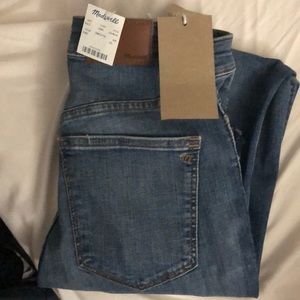 Madewell Curvy High-Rise Skinny Drop Step-Hem